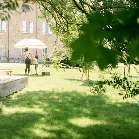 Chateau De بيت ضيافة 3*