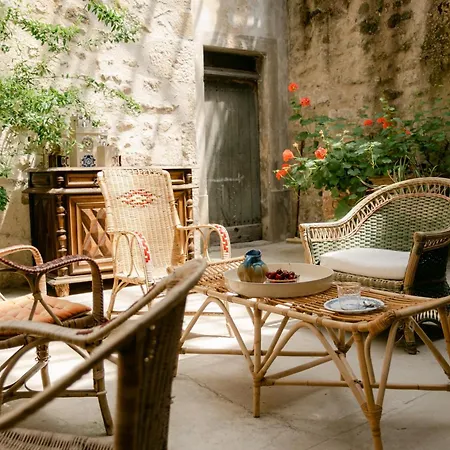 Chateau De 3* Lemps (Ardeche)