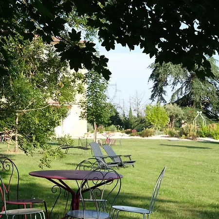 بيت ضيافة Chateau De Lemps (Ardeche)