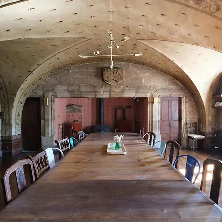 Chateau De بيت ضيافة