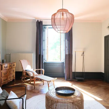 بيت ضيافة Chateau De 3*
