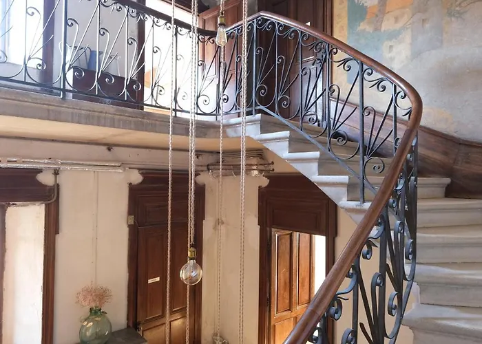 Chateau De 3* Lemps