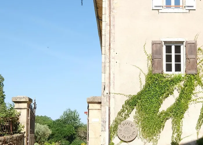 Chateau De Lemps (Ardeche)